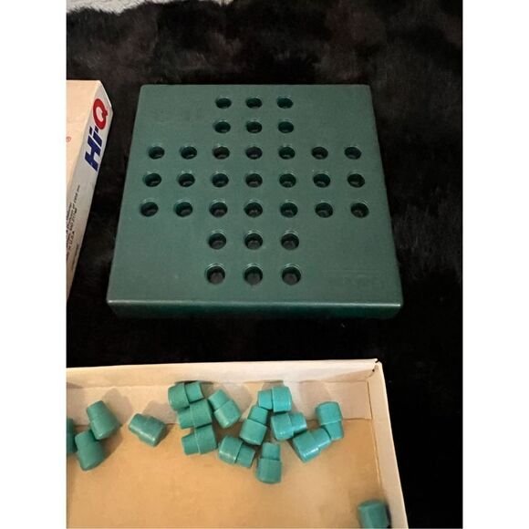 Vintage 1978 HI-Q Gabriel #7120 Solitaire Game w/ Box complete - Picture 3 of 3